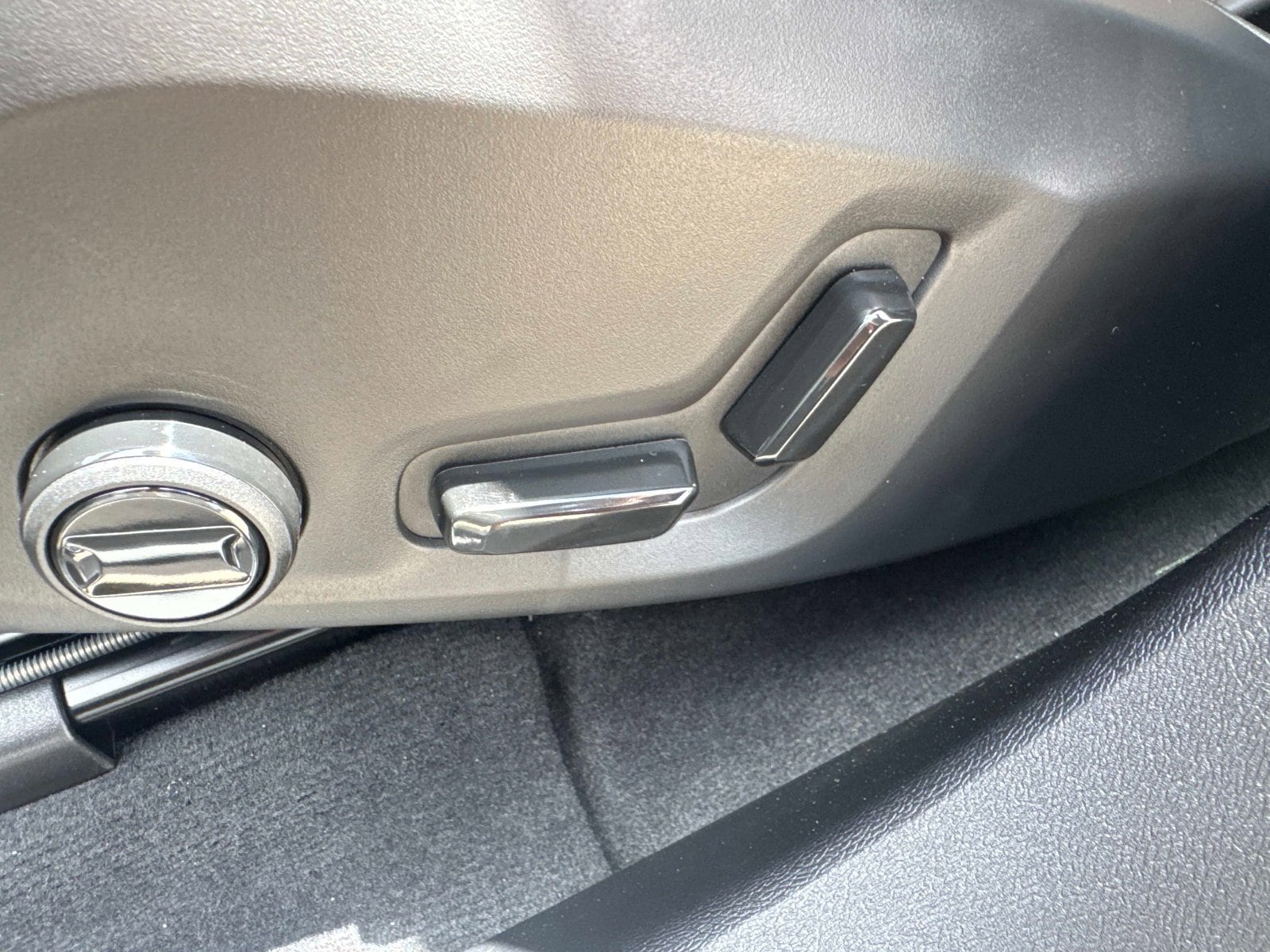 2026 Volvo XC60 Core - Photo 18