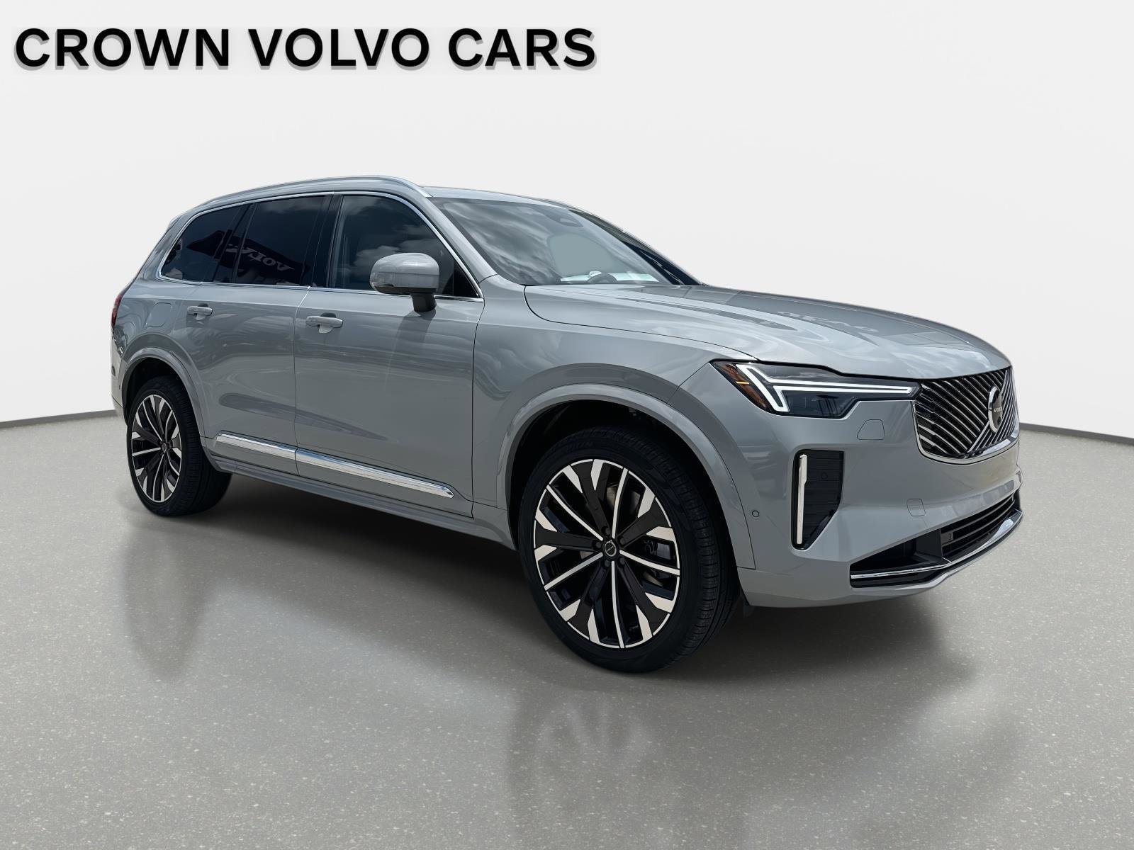 2026 Volvo XC90 Plus's photo