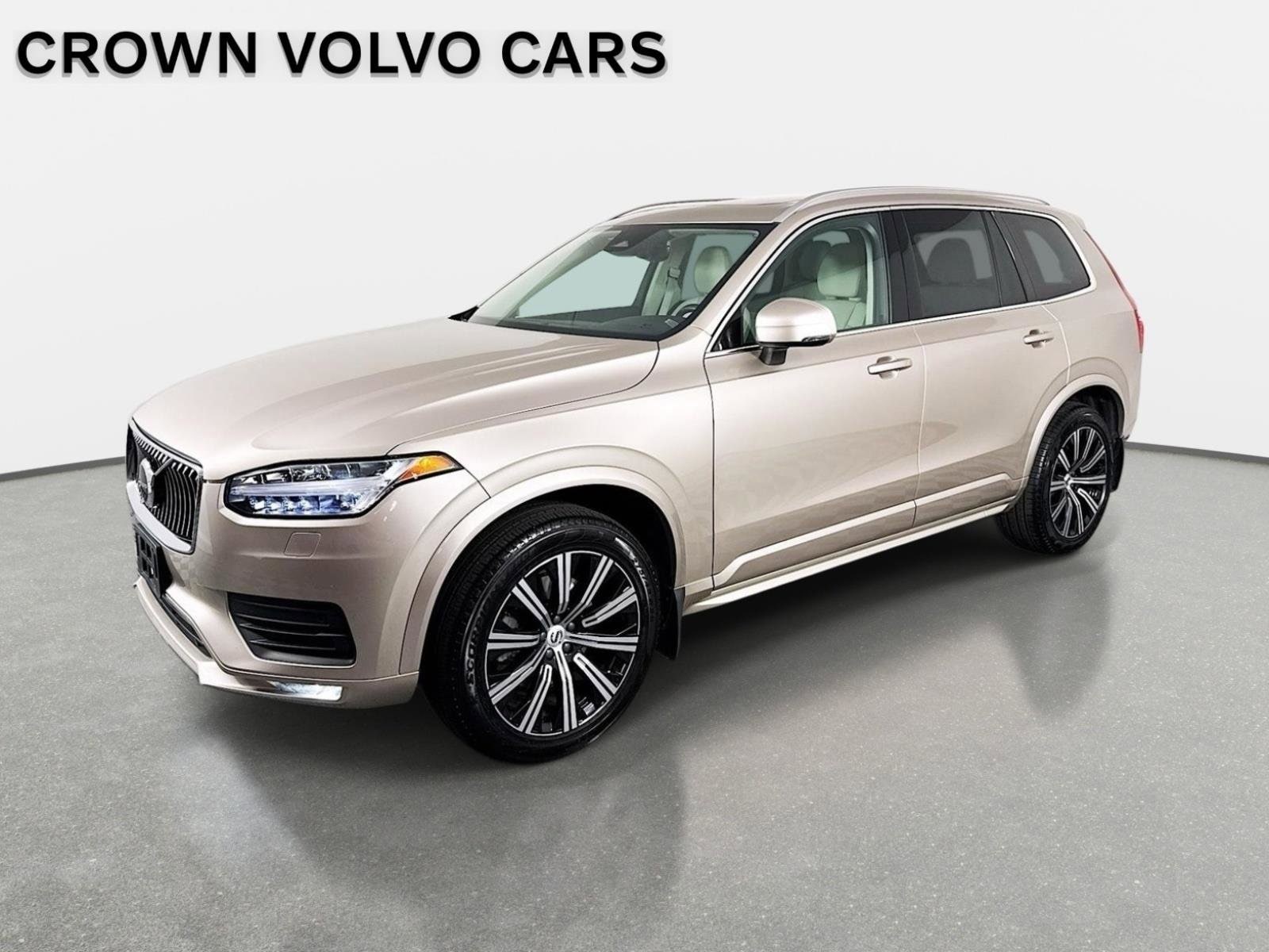 2023 Volvo XC90 B5 Core 4WD's photo
