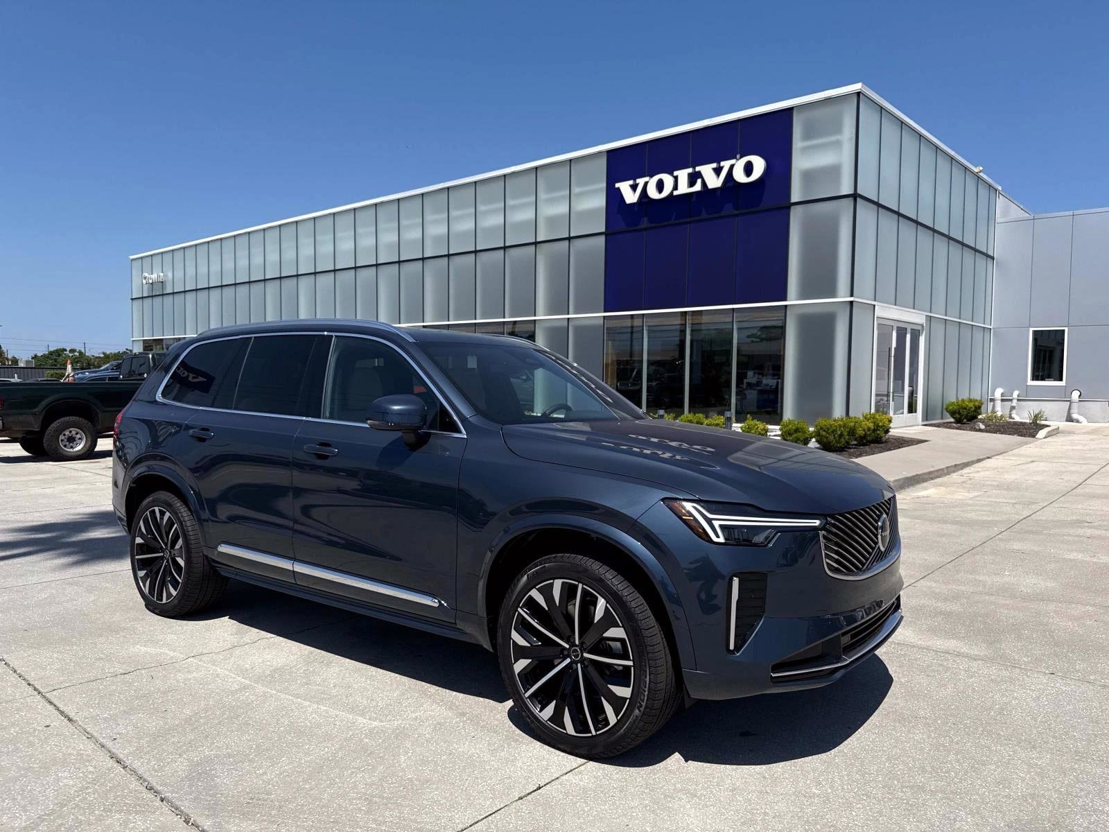 2025 Volvo XC90 B5 (2025.5) Core