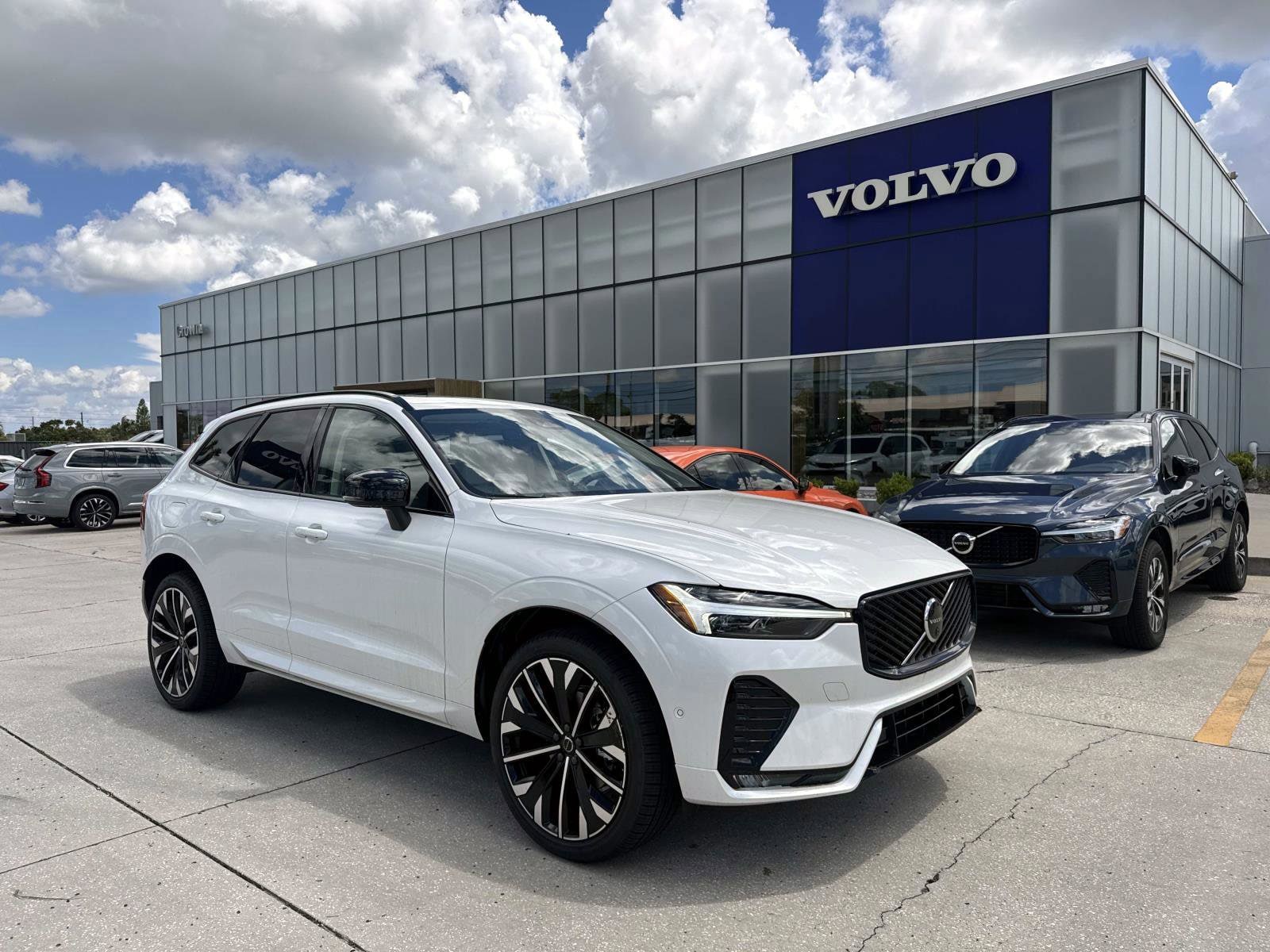 2026 Volvo XC60 Ultra's photo