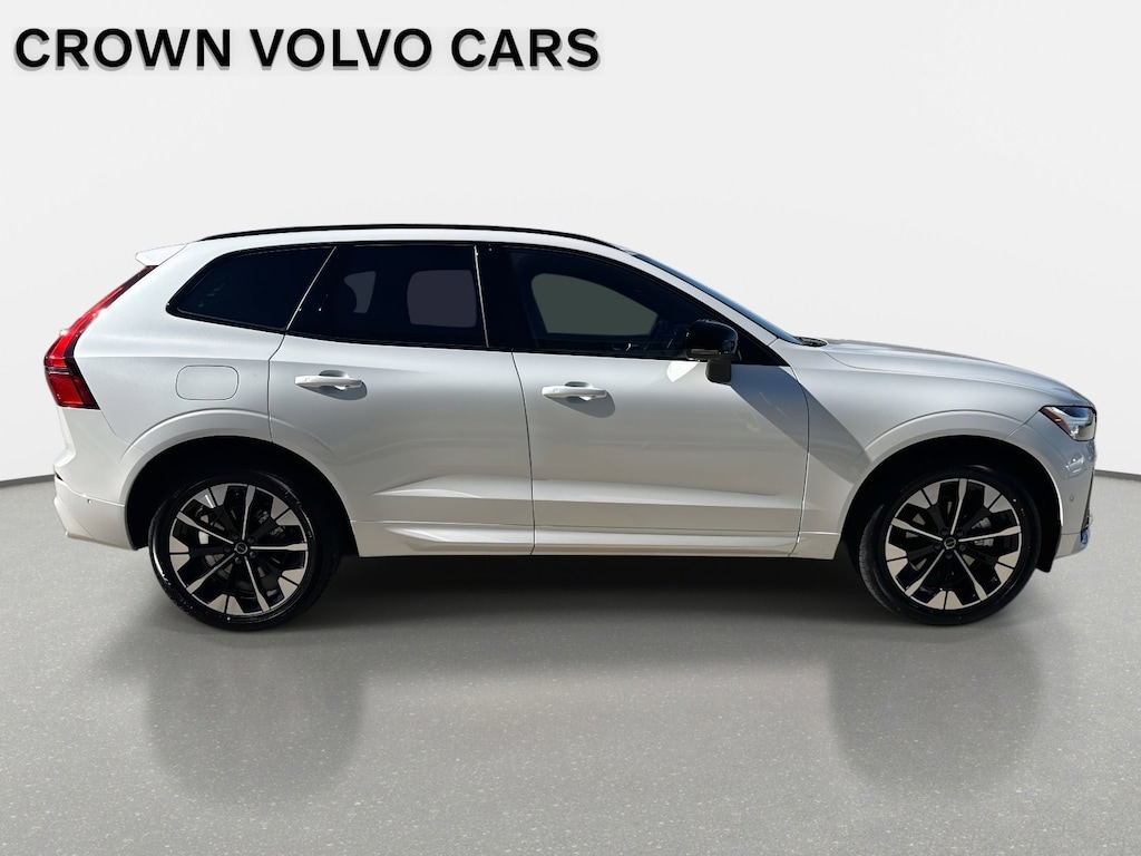 New 2026 Volvo XC60 B5 Plus SUV