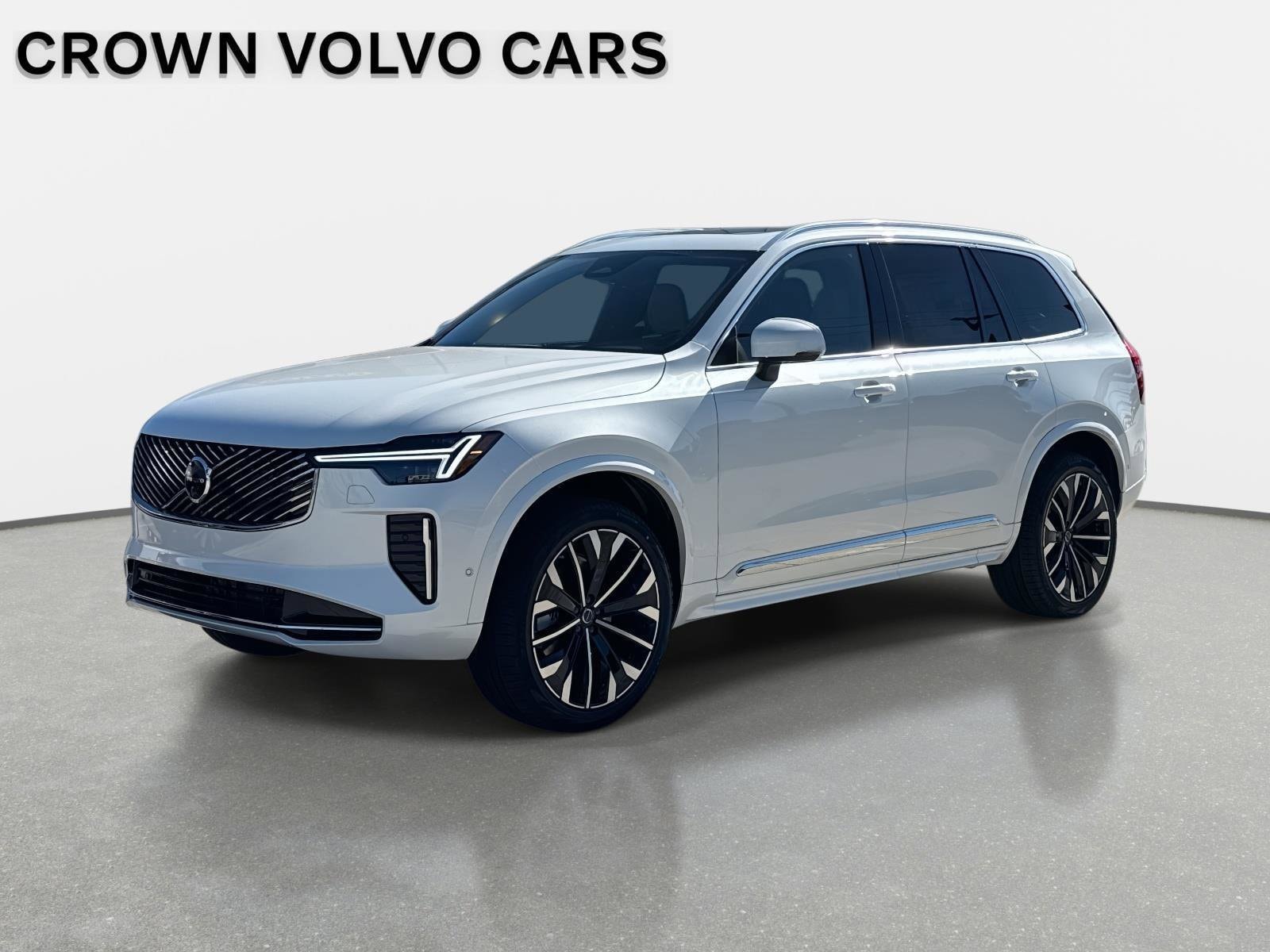 2026 Volvo XC90 Plus's photo