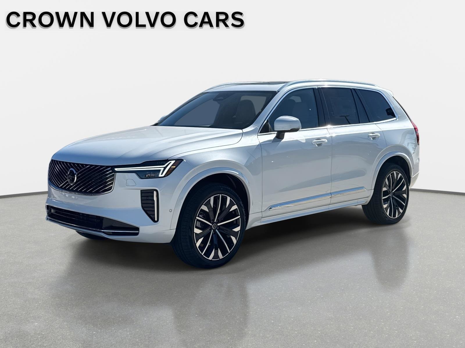 2026 Volvo XC90 Plus's photo