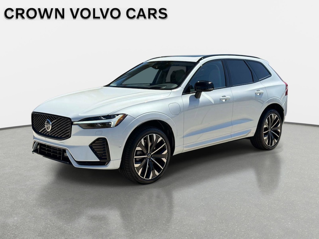 New 2026 Volvo XC60 plug-in hybrid T8 Ultra SUV