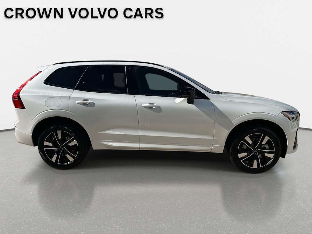 New 2026 Volvo XC60 plug-in hybrid T8 Core SUV