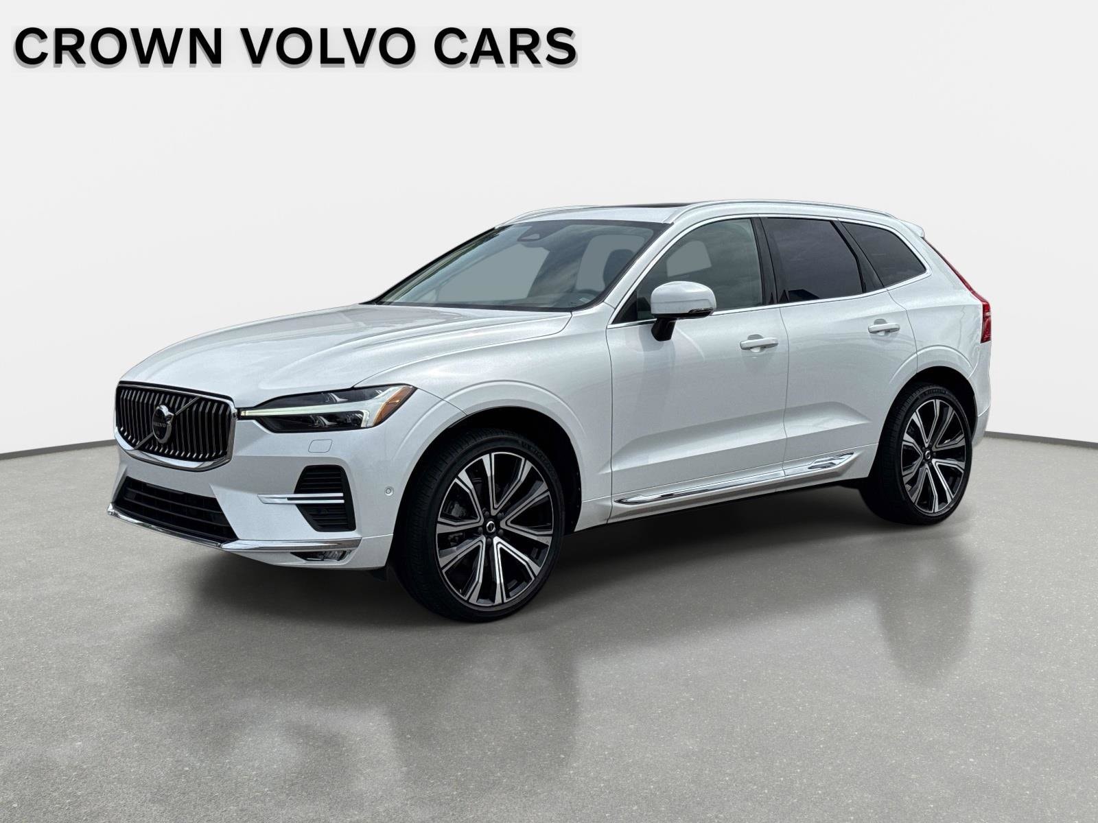 2023 Volvo XC60 B5 Ultimate Bright Theme FWD's photo