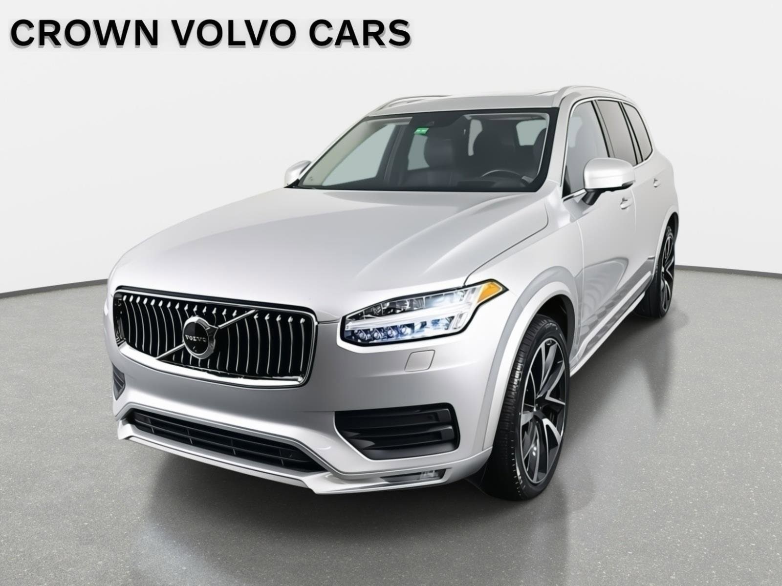 2022 Volvo XC90 Momentum's photo