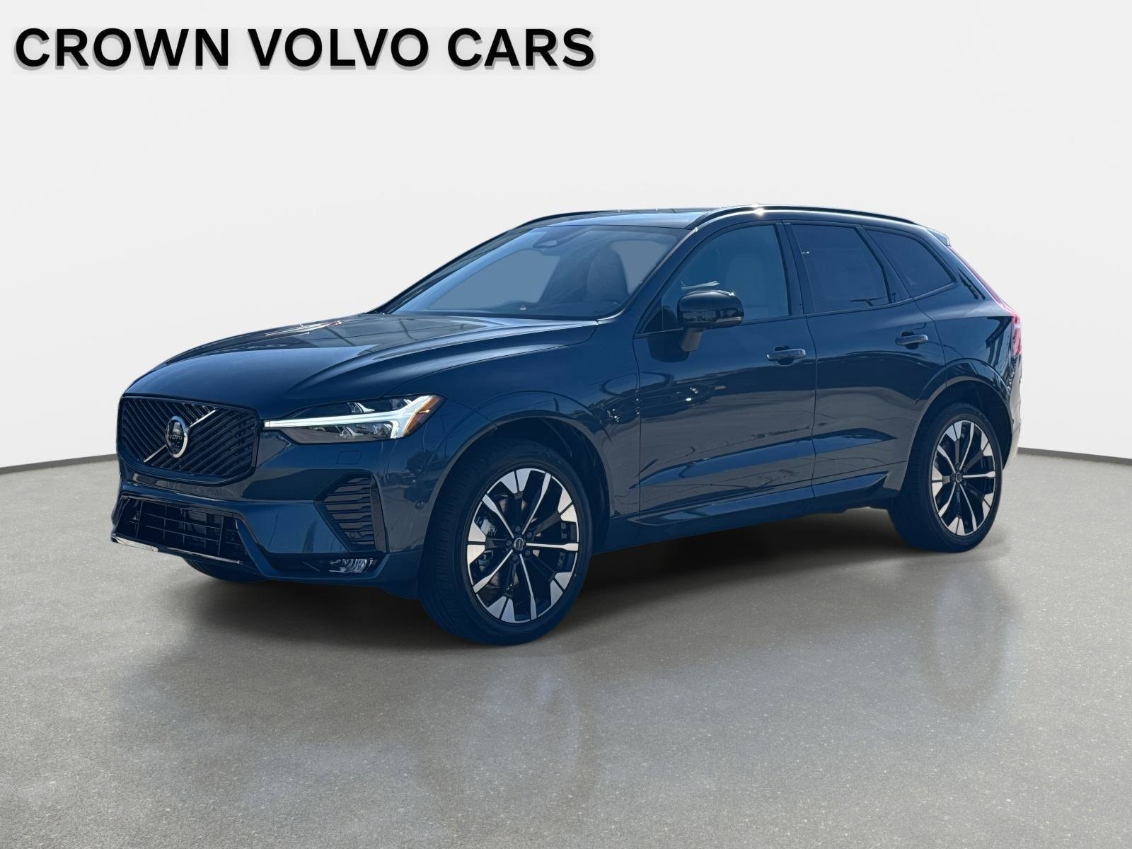 2026 Volvo XC60 Plus's photo