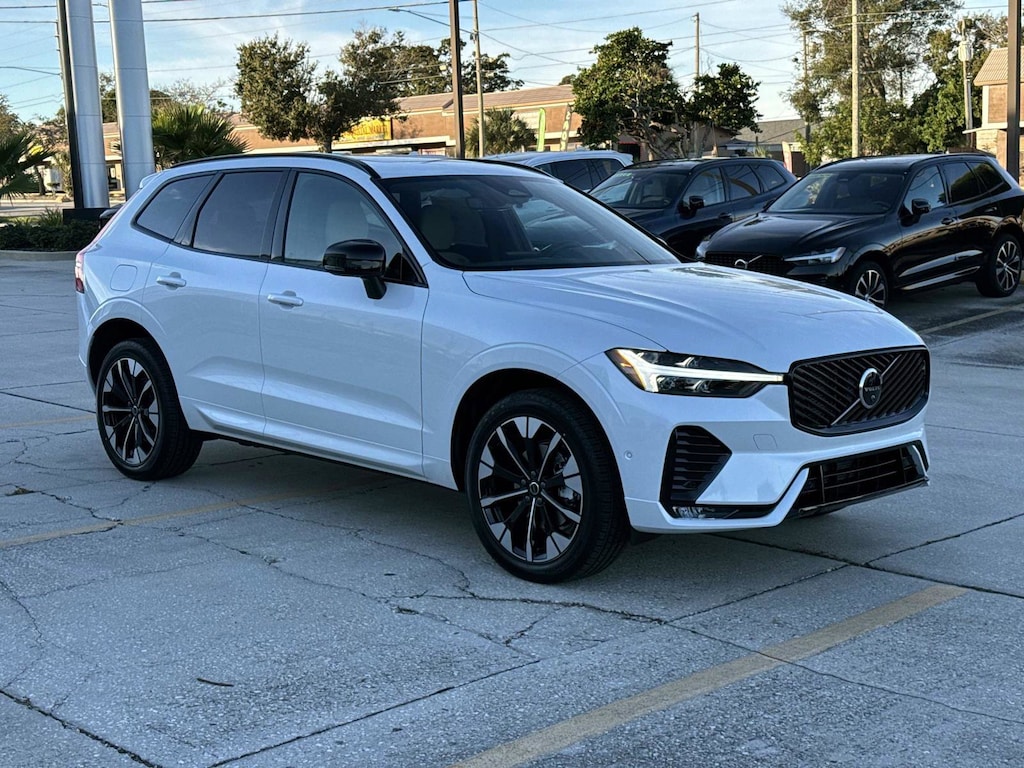 New 2026 Volvo XC60 B5 Plus SUV