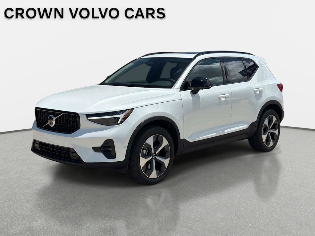 New 2026 Volvo XC40 B5 Plus SUV