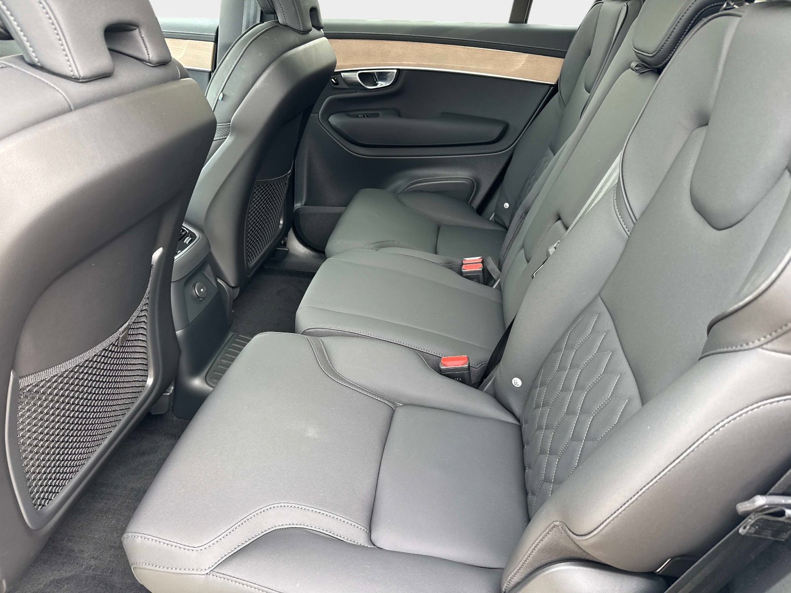 2026 Volvo XC90 Core - Photo 10
