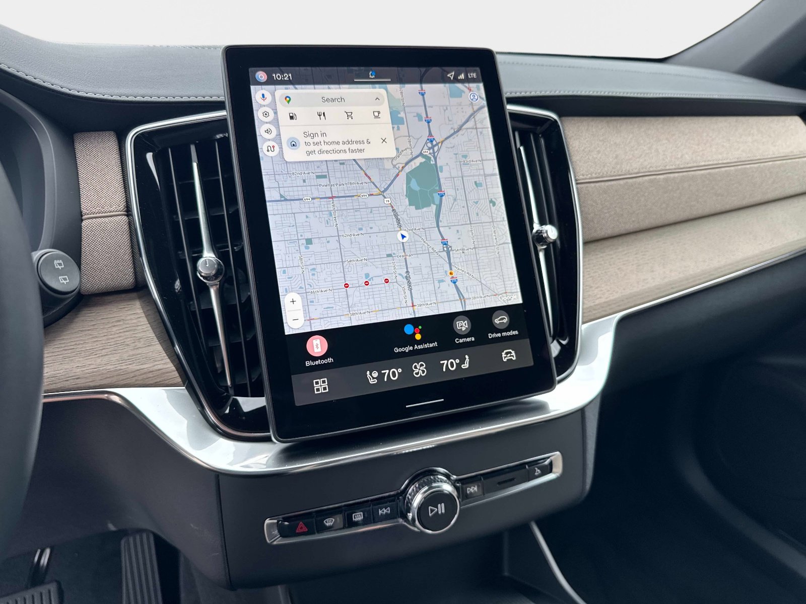 2026 Volvo XC90 Plus - Photo 20
