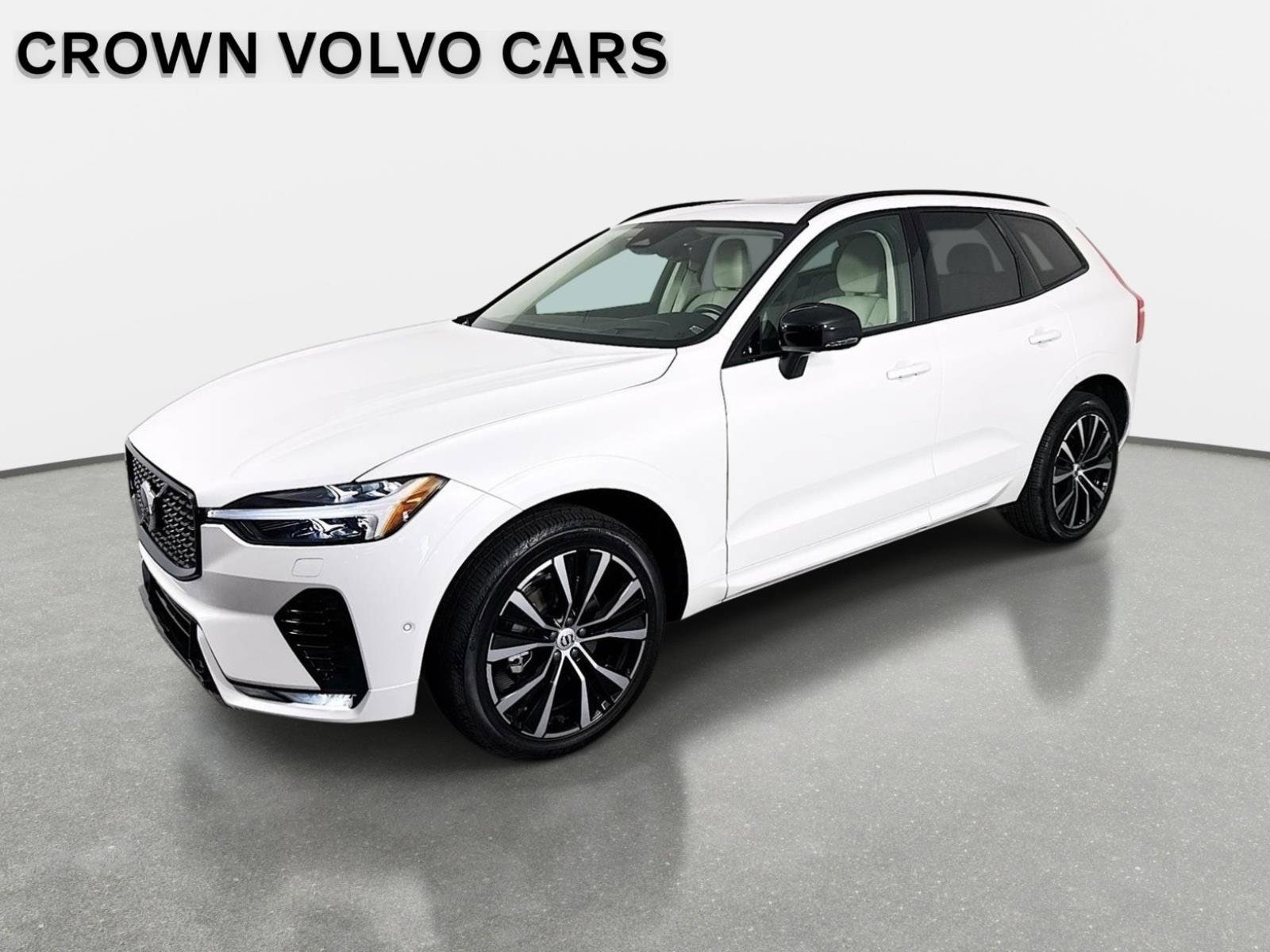 2024 Volvo XC60 B5 Ultimate Dark Theme AWD's photo