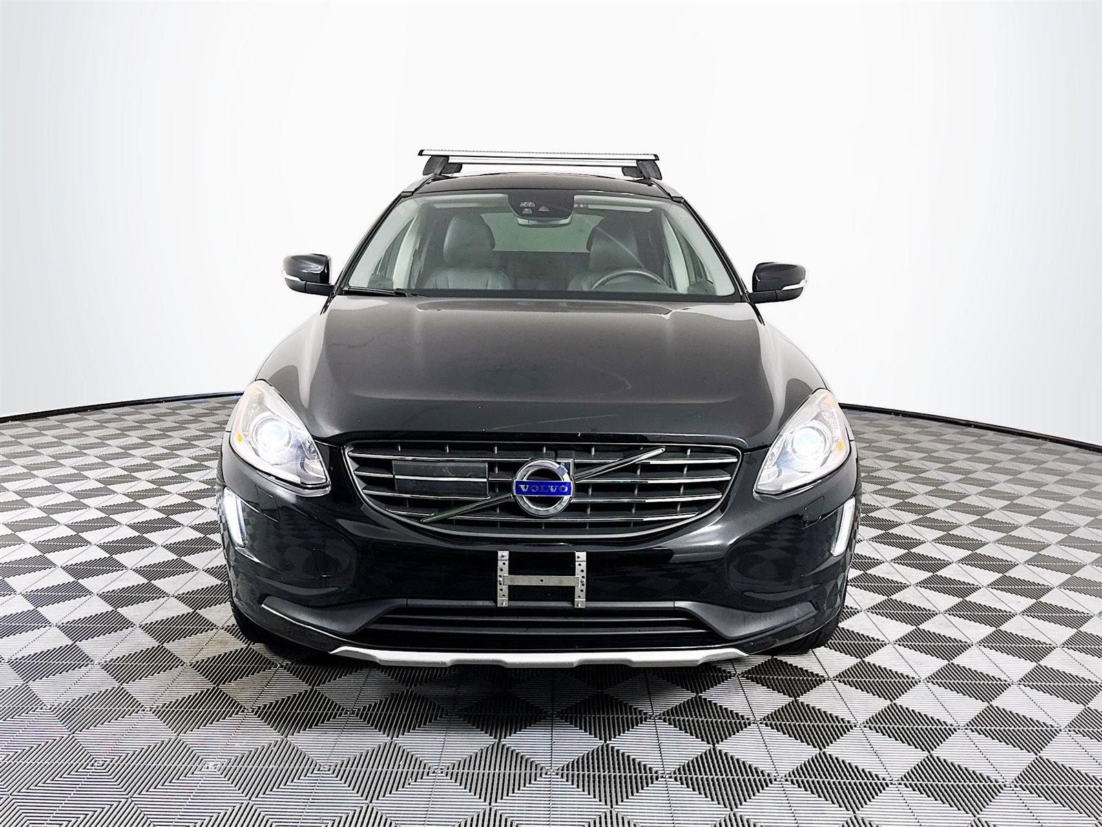 Used 2016 Volvo XC60 T5 Platinum with VIN YV4612RM7G2843889 for sale in Saint Petersburg, FL