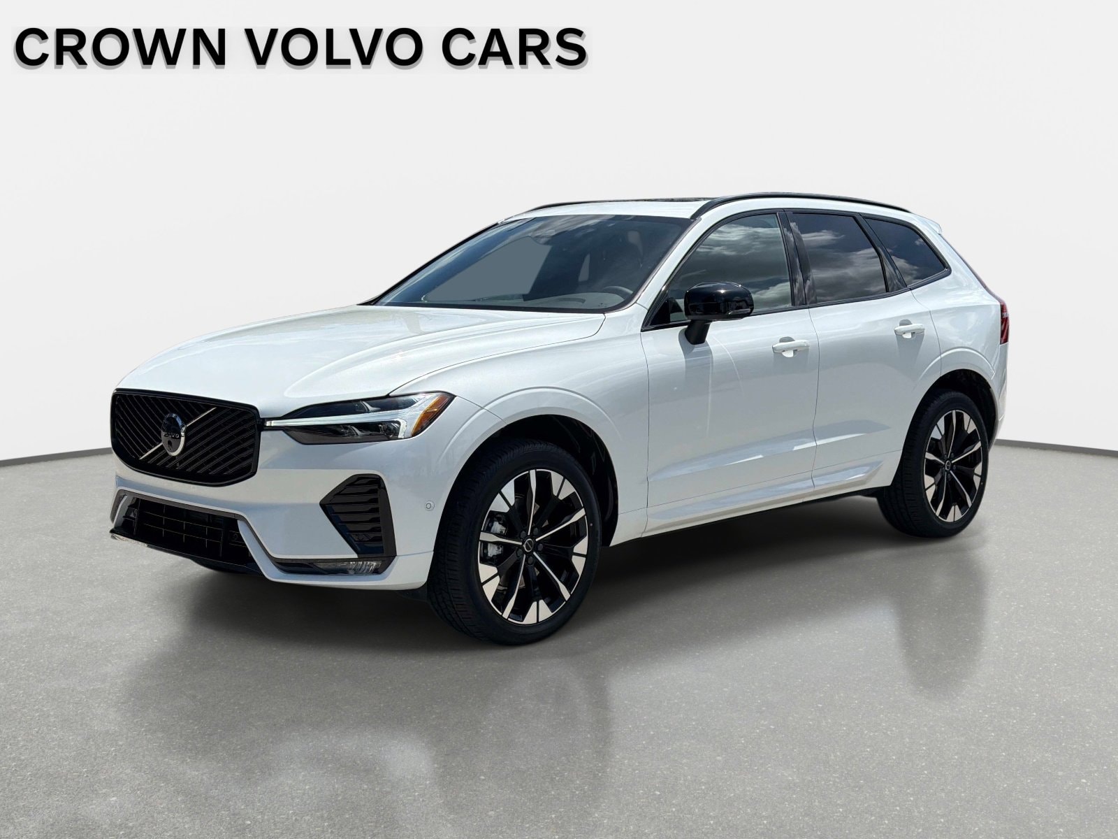 2026 Volvo XC60 B5 Plus Dark AWD's photo
