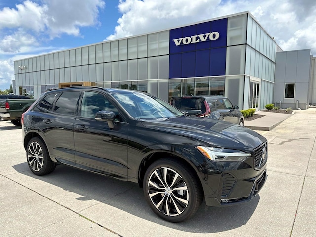 2025 Volvo XC60 B5 Plus AWD SUV