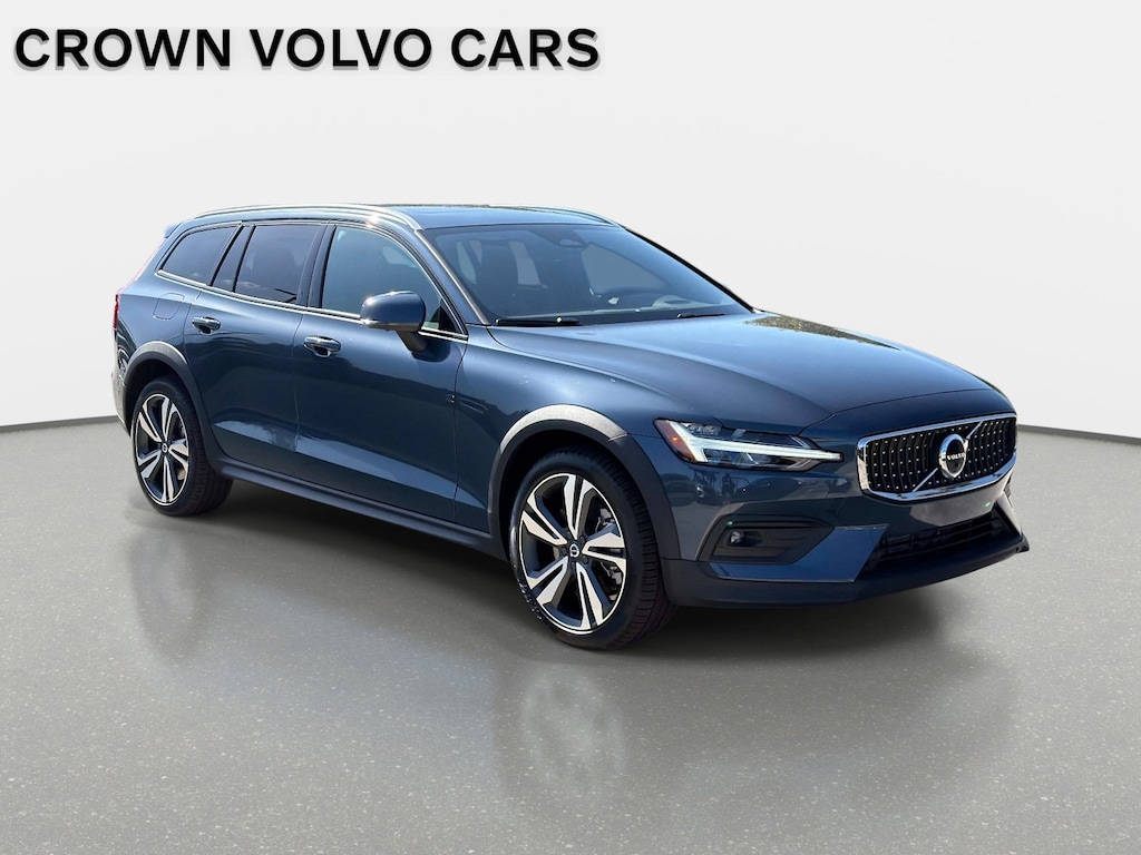 New 2026 Volvo V60 Cross Country B5 Plus Wagon
