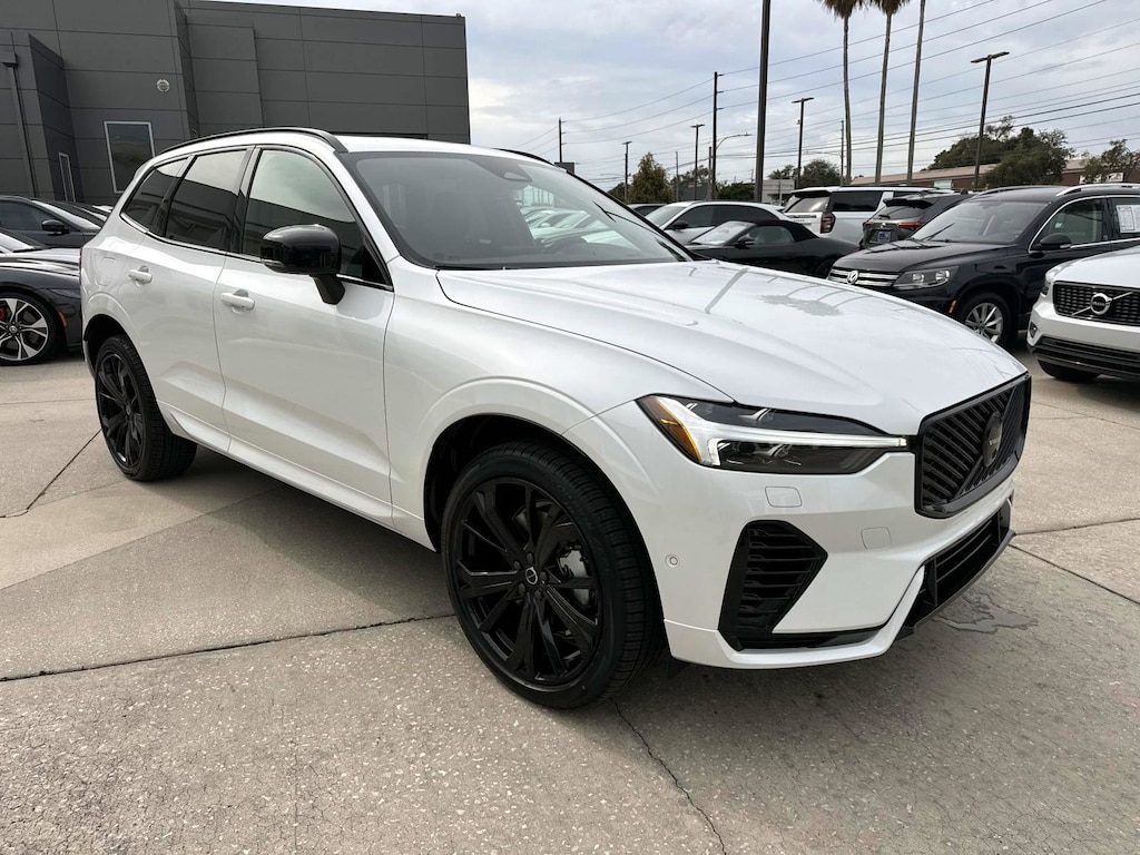 New 2026 Volvo XC60 plug-in hybrid T8 Ultra Black Edition SUV