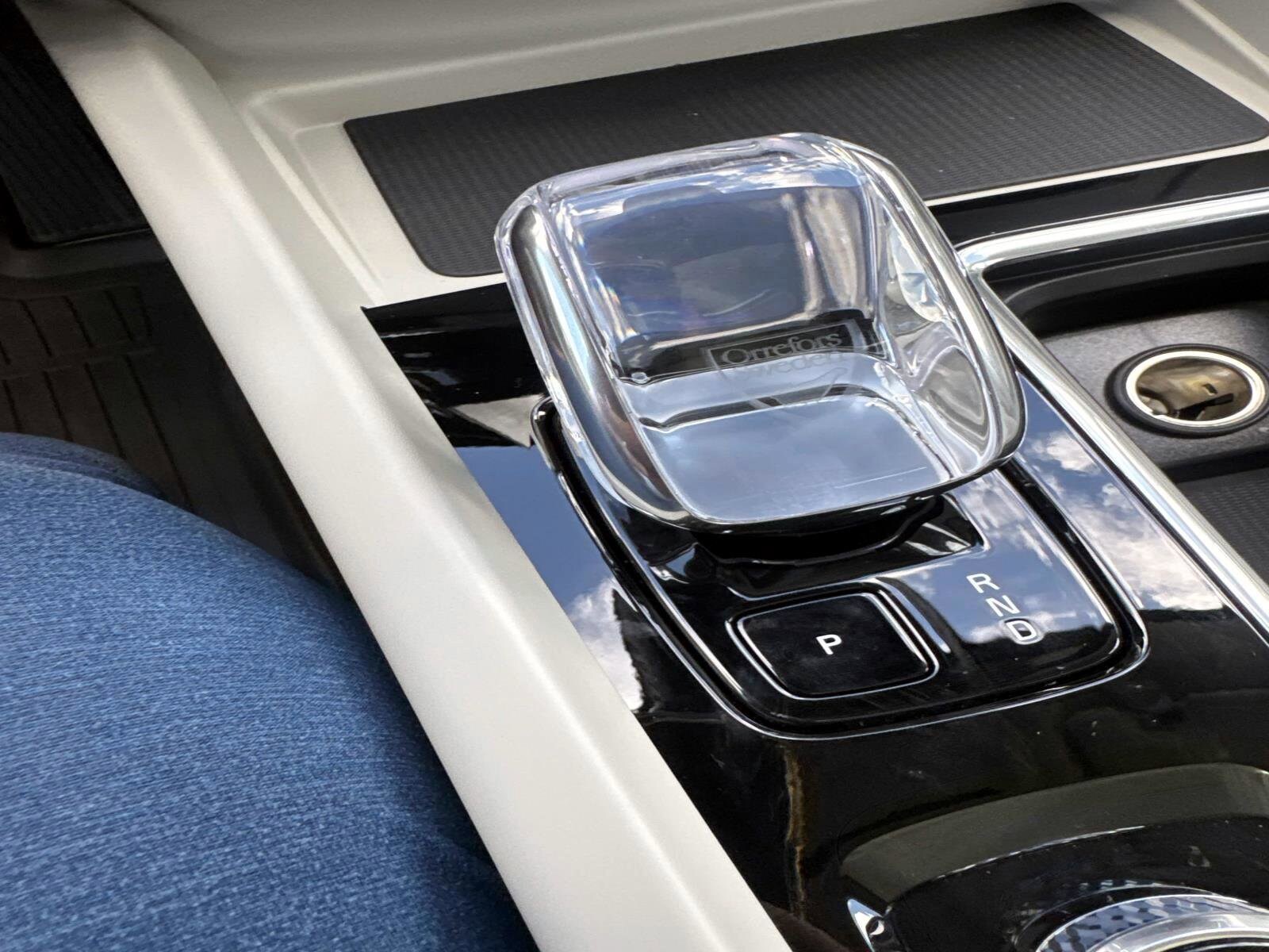 2026 Volvo XC60 B5 photo 2