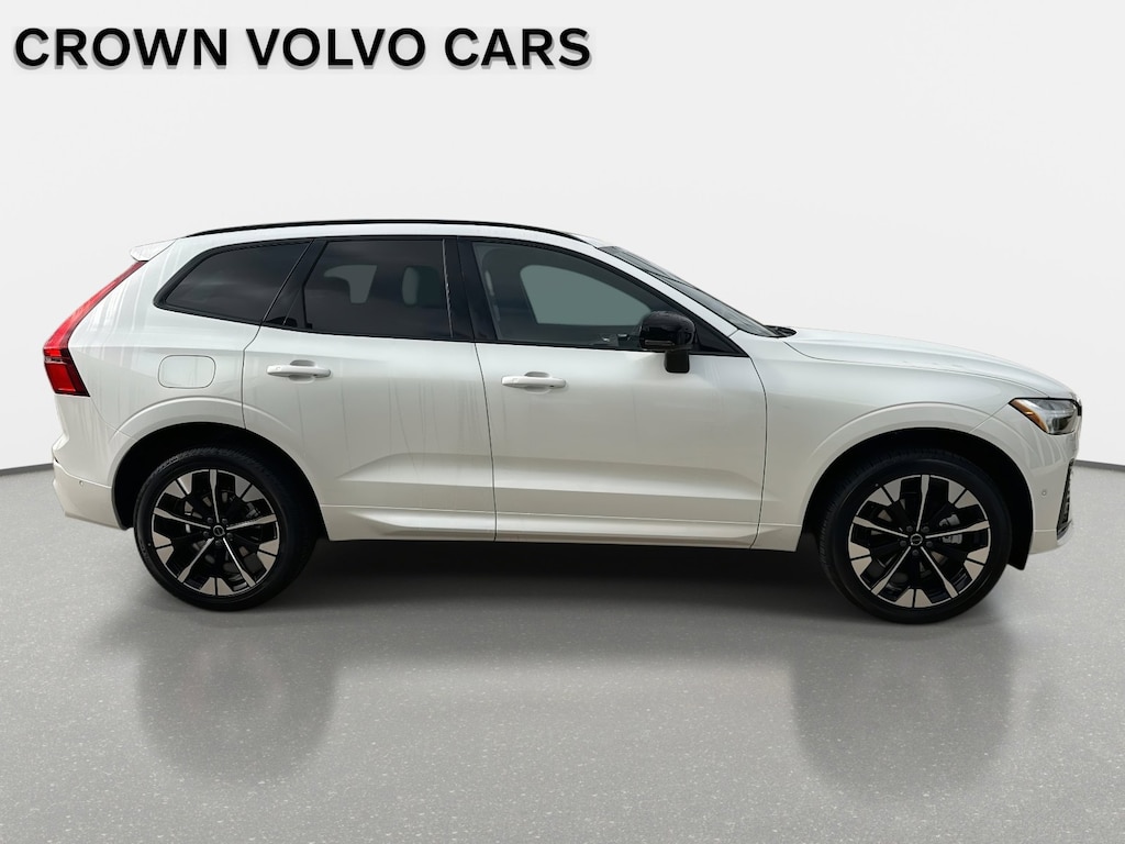 New 2026 Volvo XC60 B5 Plus SUV