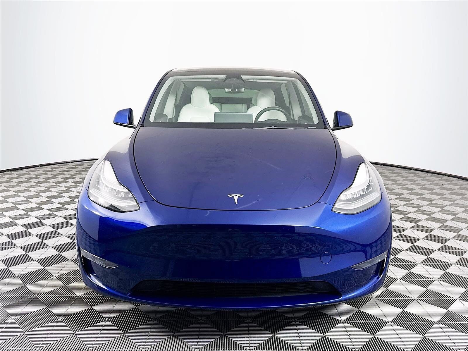 2023 Tesla Model Y Long Range photo 2