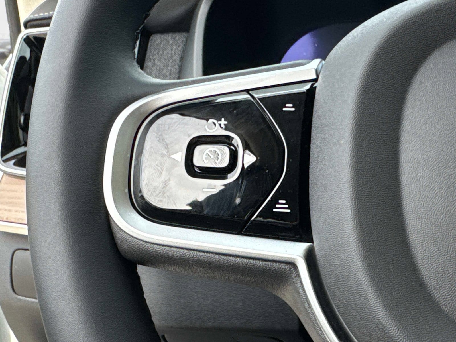 2026 Volvo XC90 Core - Photo 28