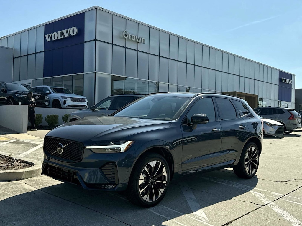 New 2026 Volvo XC60 B5 Plus SUV