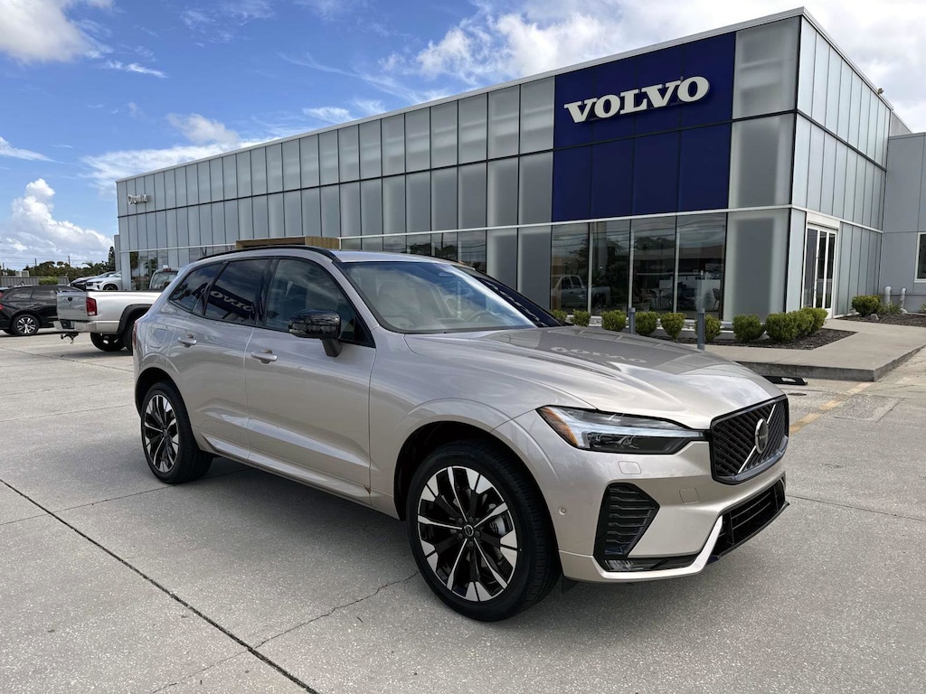 New 2026 Volvo XC60 B5 Plus SUV