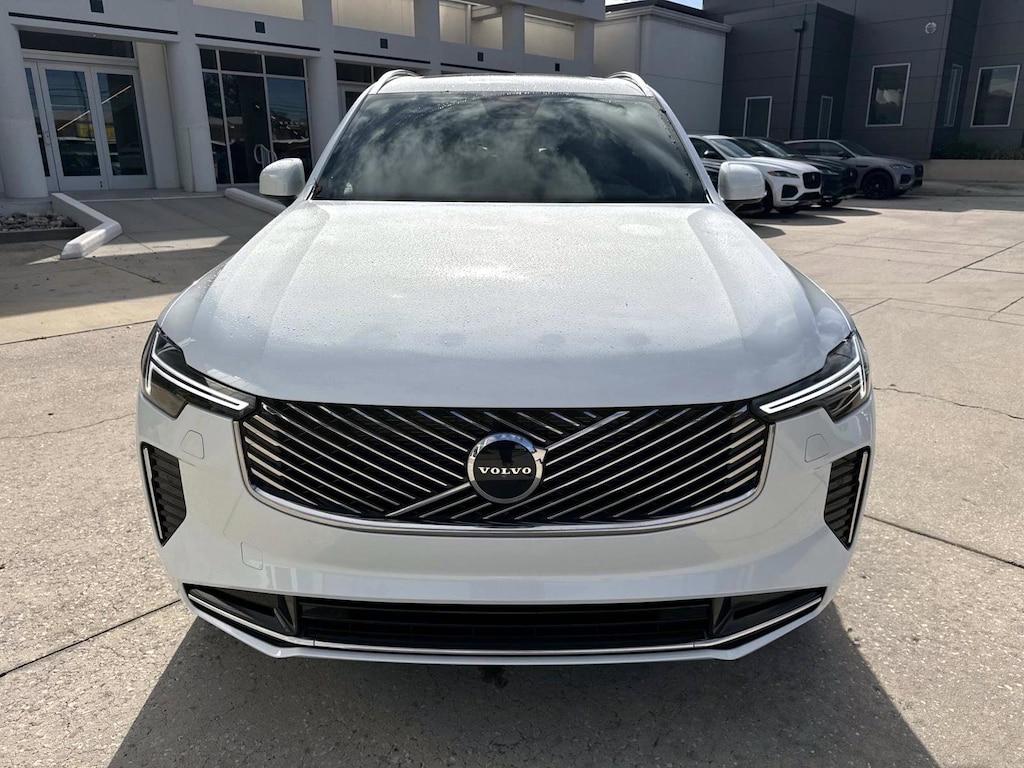 New 2026 Volvo XC90 B5 Core SUV