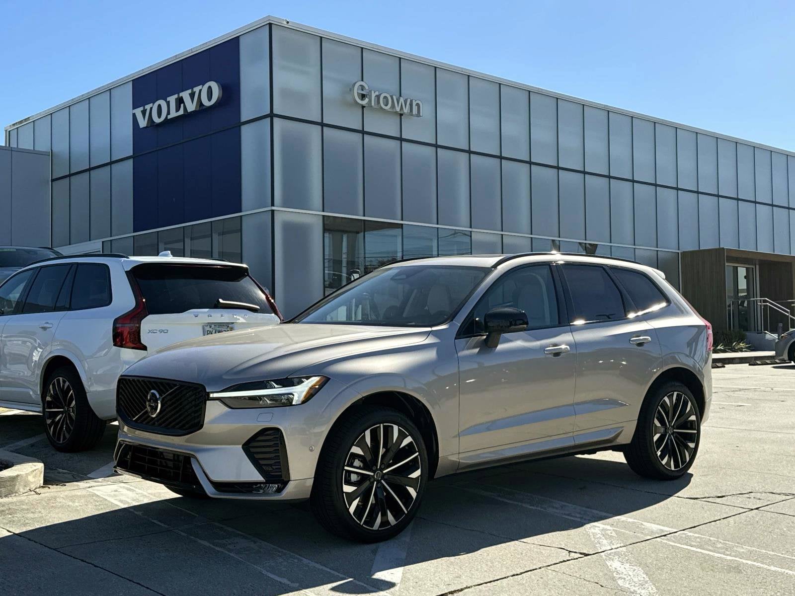 2026 Volvo XC60 Ultra's photo