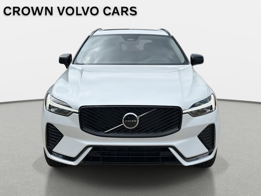 New 2026 Volvo XC60 B5 Core SUV