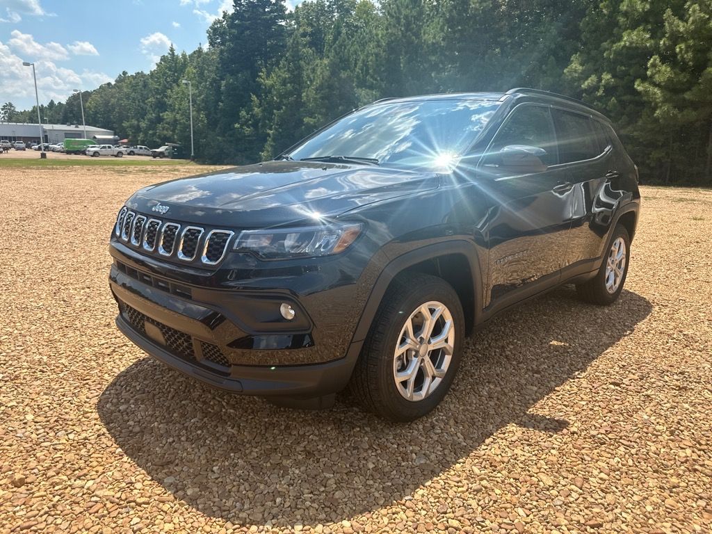 2024 Jeep Compass LATITUDE 4X4