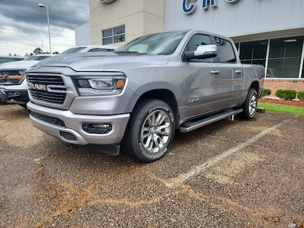 2024 Ram 1500 LARAMIE CREW CAB 4X4 5'7 BOX Pickup