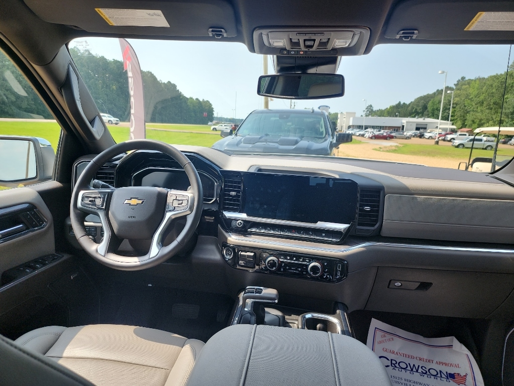 2024 Chevrolet Silverado 1500 LTZ - Photo 8