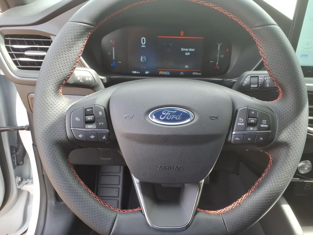 2026 Ford Escape ST-Line - Photo 12