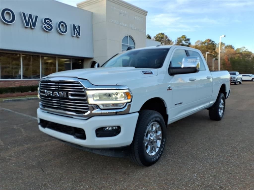 2024 RAM Ram 2500 Pickup Laramie's photo