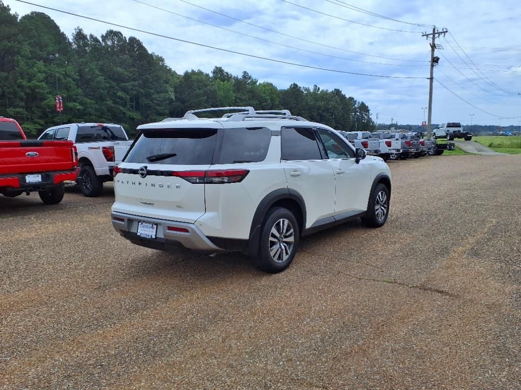 2024 Nissan Pathfinder SL - Photo 6