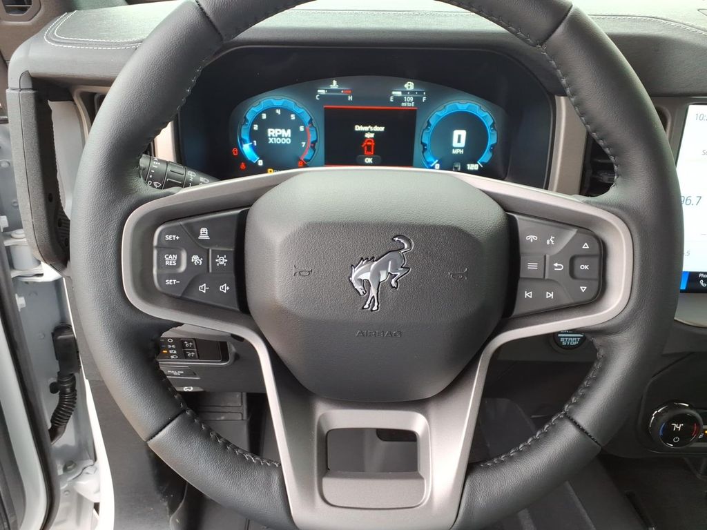 2025 Ford Bronco 4-Door Outer Banks - Photo 12