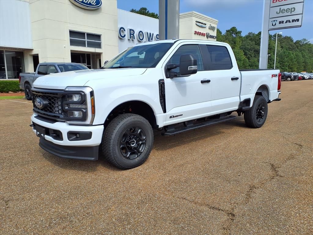 2026 Ford F-250 Super Duty XL's photo