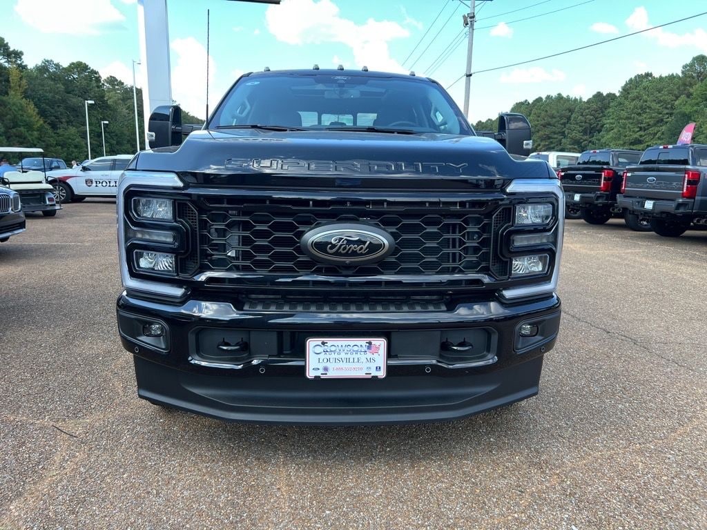 New 2026 Ford F-250 Lariat Crew Cab