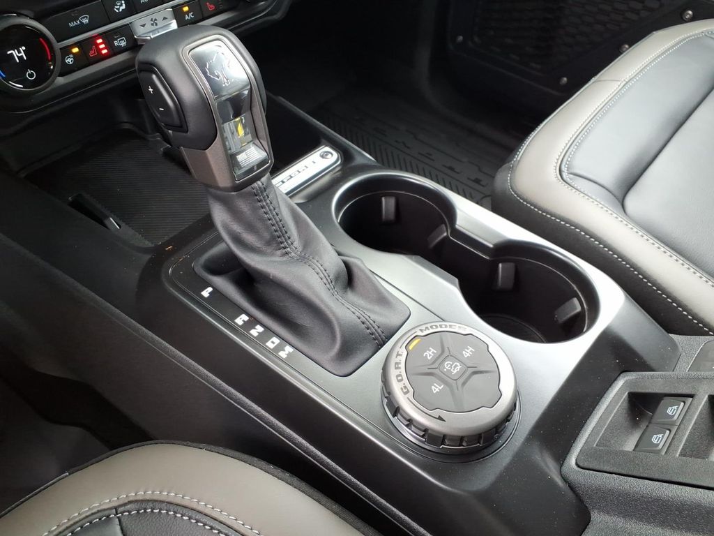 2025 Ford Bronco 4-Door Outer Banks - Photo 15