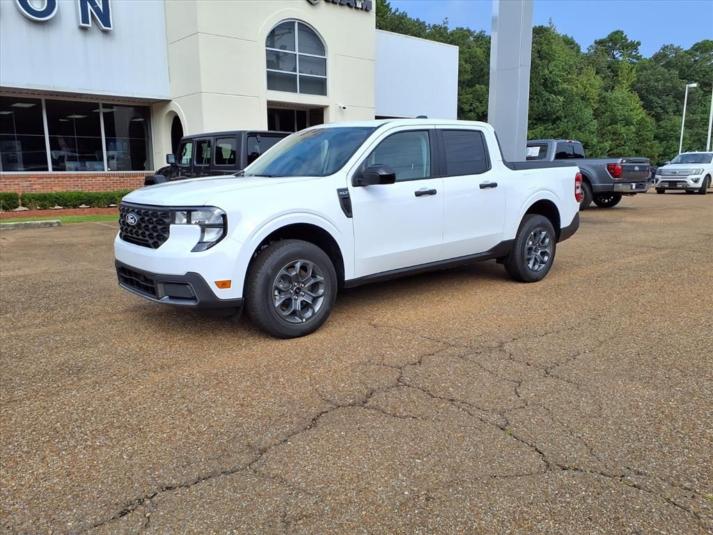 2025 Ford Maverick XLT's photo