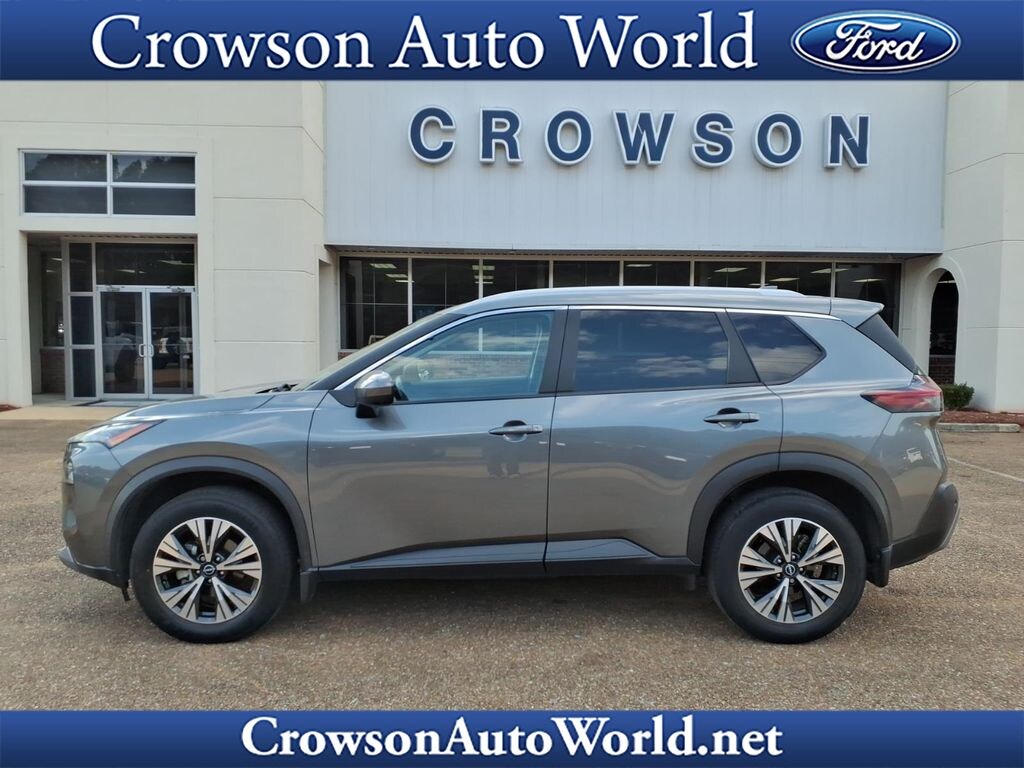 Used 2023 Nissan Rogue SV Sport Utility