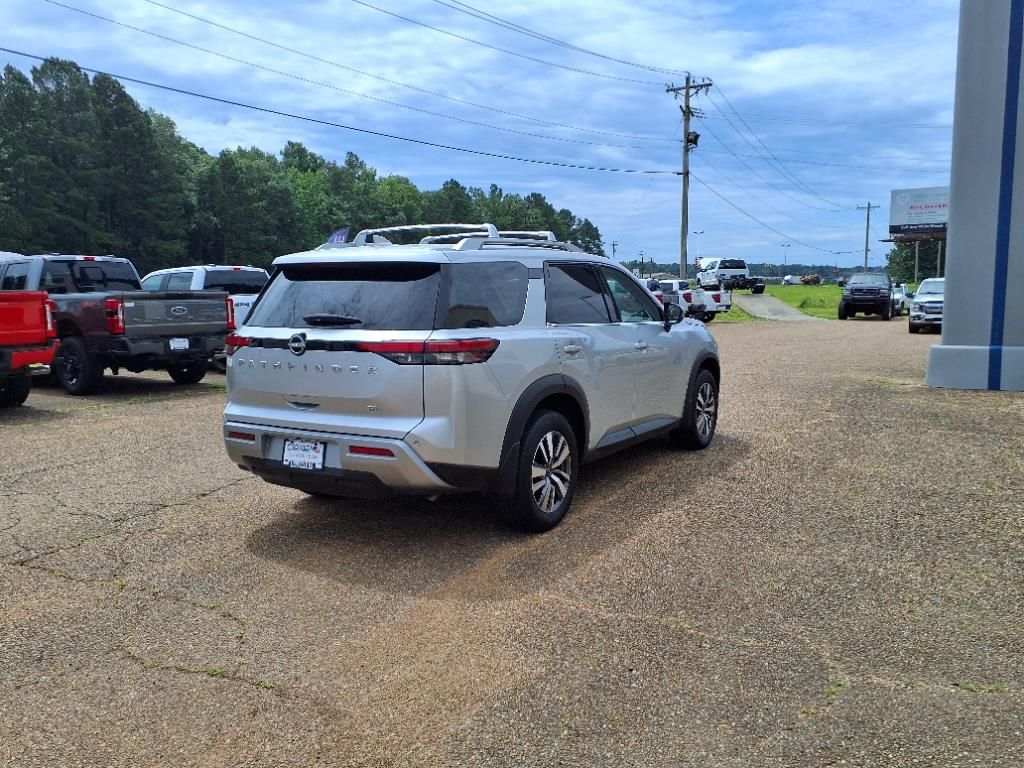 2024 Nissan Pathfinder SL - Photo 6