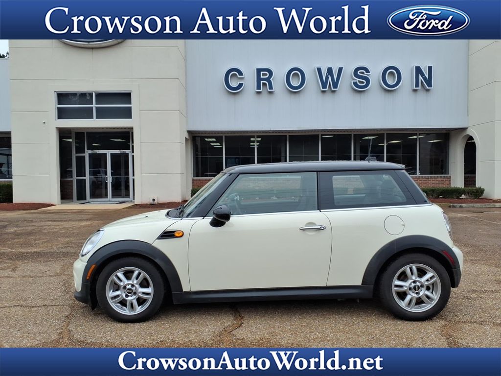 Used 2013 MINI Cooper Base with VIN WMWSU3C51DT688355 for sale in Louisville, MS