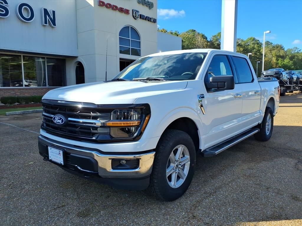 New 2025 Ford F-150 XLT Crew Cab