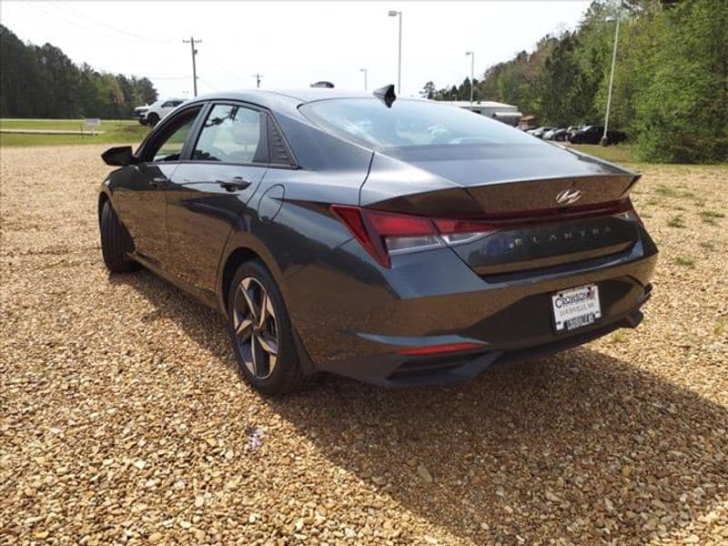 Used 2023 Hyundai Elantra SEL with VIN 5NPLS4AG1PH092338 for sale in Louisville, MS