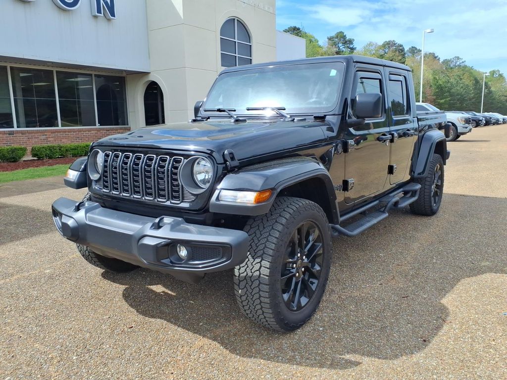 2025 Jeep Gladiator Nighthawk Auto's photo