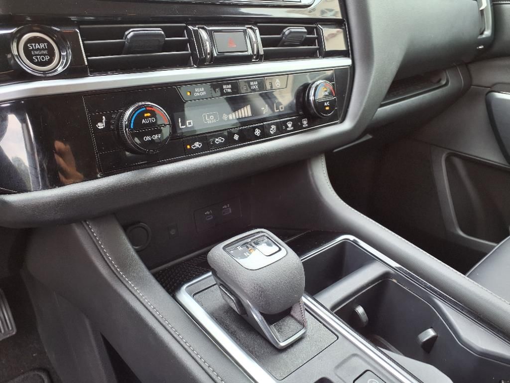 2024 Nissan Pathfinder SL - Photo 15
